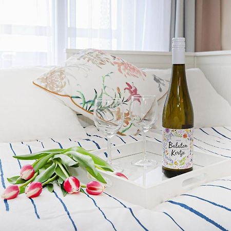 Silver Lodge Ezuestpart Apartman Siofok Luaran gambar