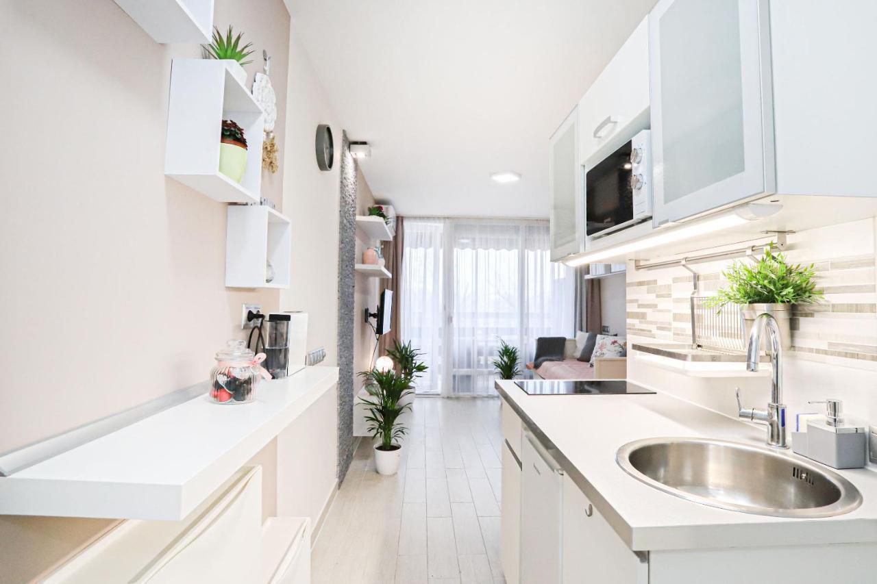Silver Lodge Ezuestpart Apartman Siofok Luaran gambar